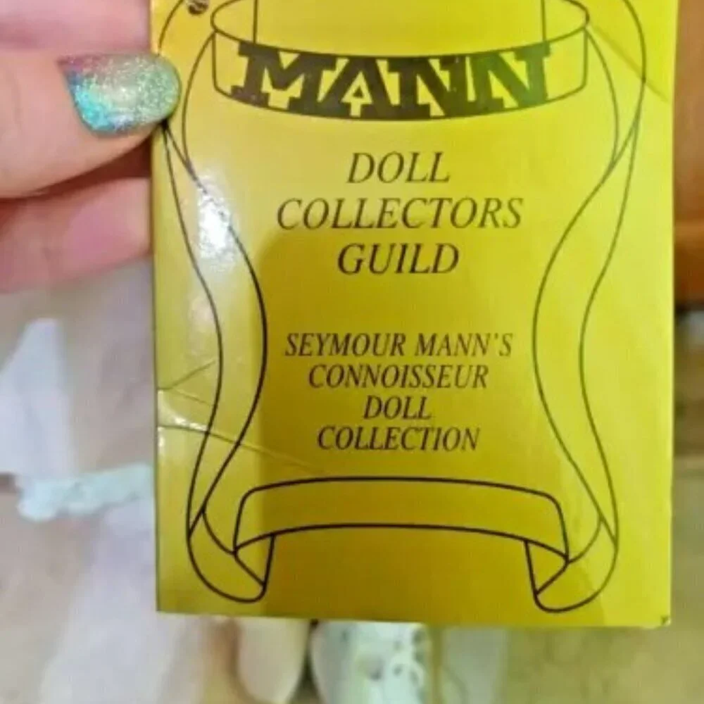 Porcelain Doll Seymour Mann Connoisseur Collection‎ R Rare 16